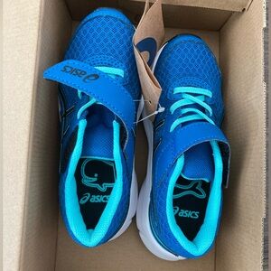 Asics Child Sneakers in Vibrant Blue and Aqua